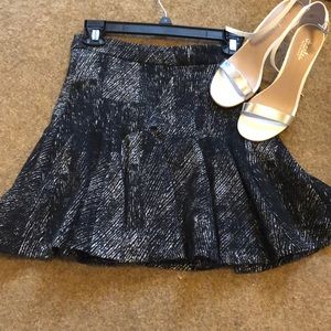Banana Republic Sz 0 Flirty Skirt NWOT